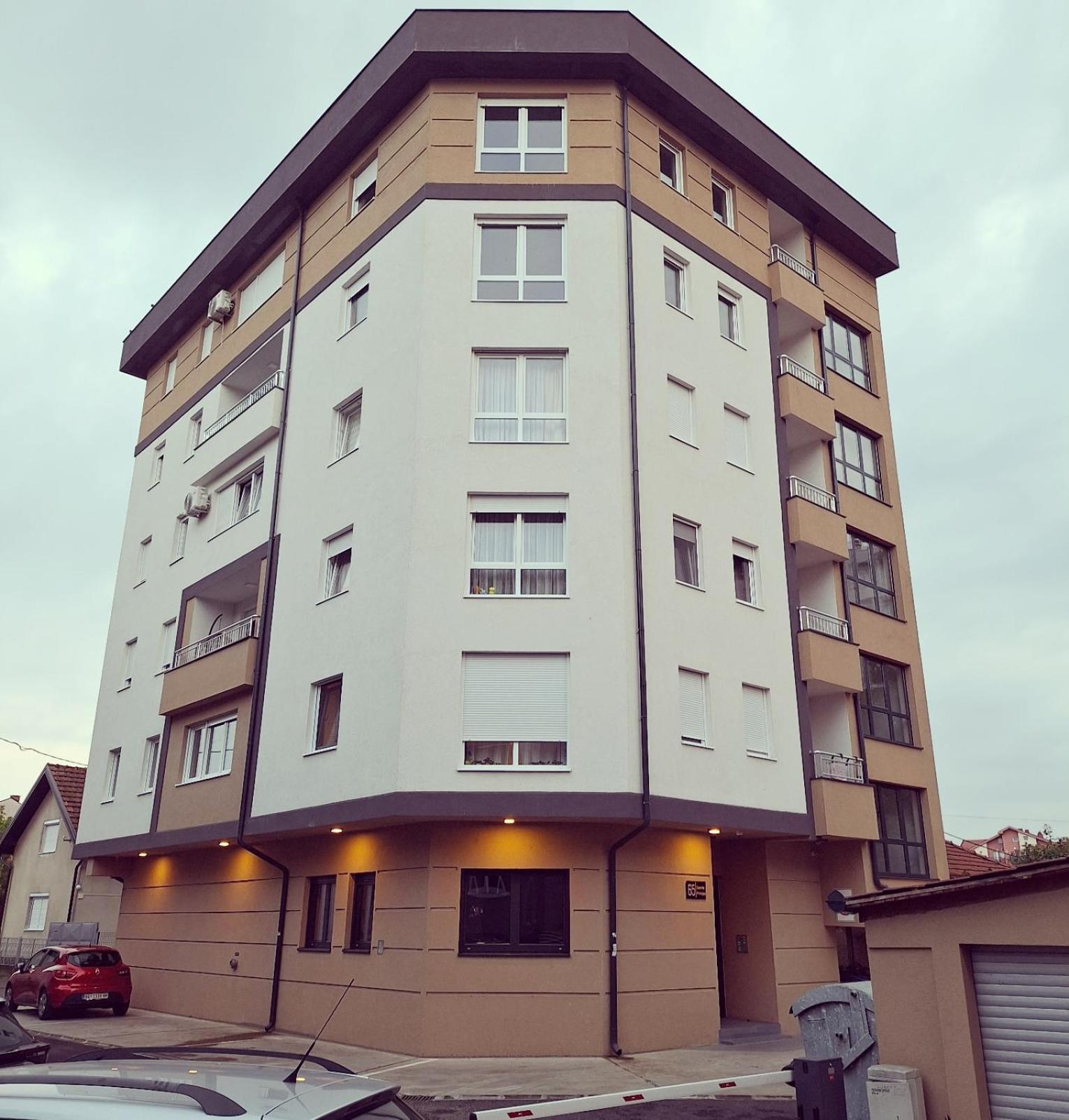 Azimut Apartman Bijeljina Exterior photo