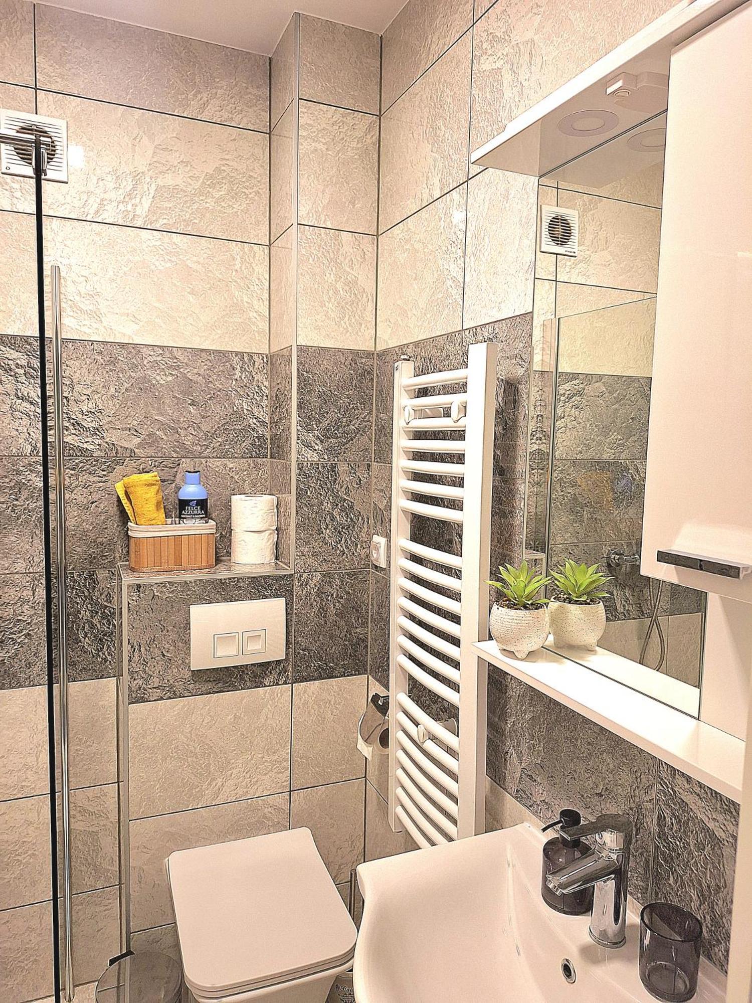 Azimut Apartman Bijeljina Exterior photo